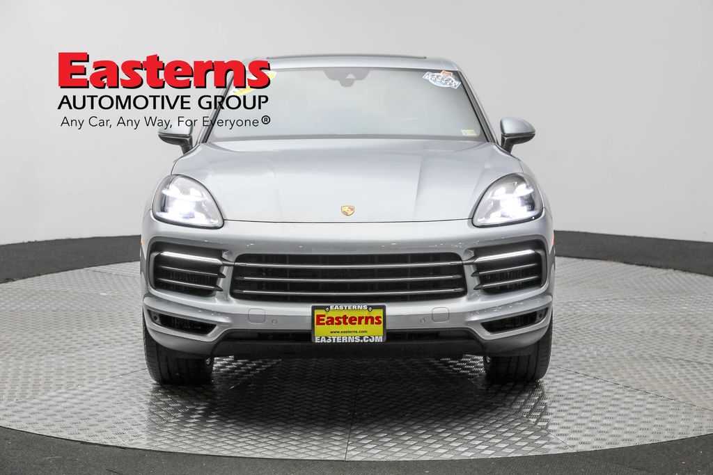 2020 Porsche Cayenne S photo 2