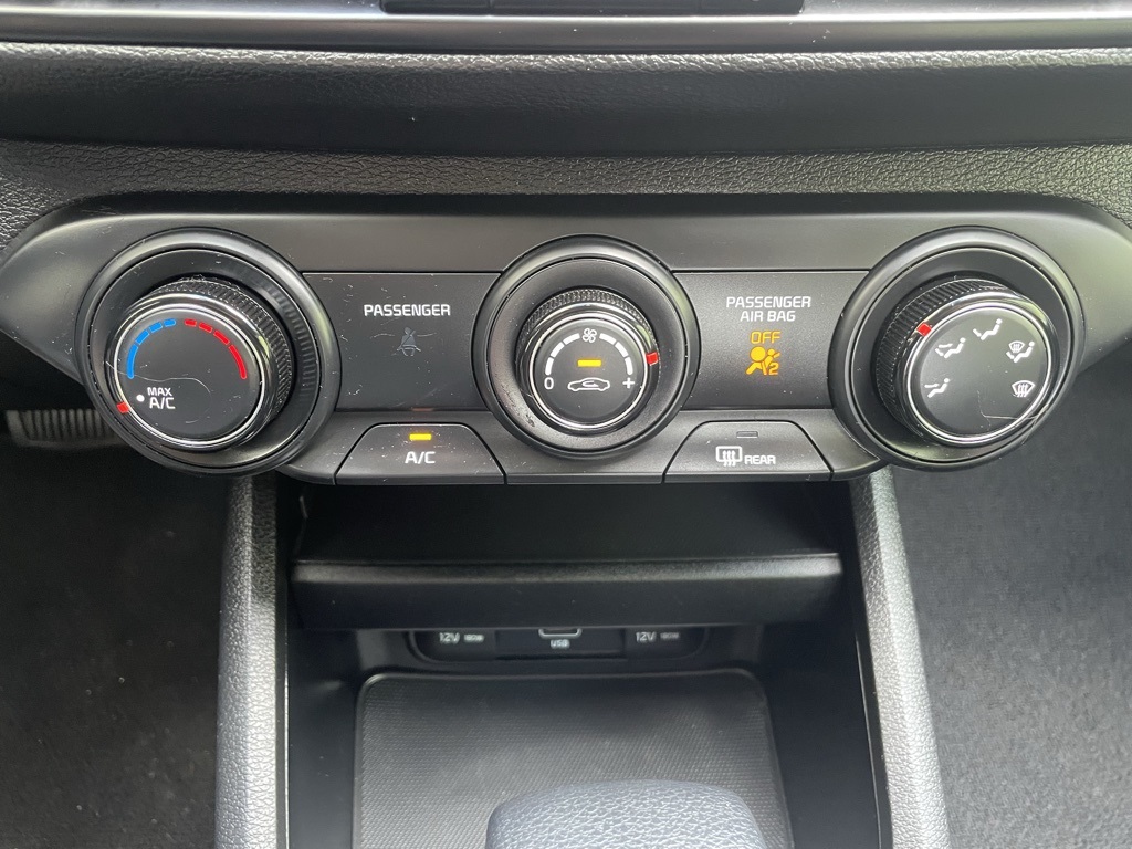 2022 Kia Forte LXS photo 13