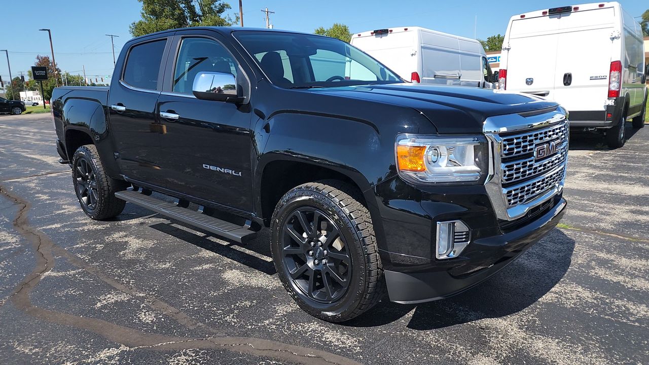 2022 Gmc Canyon Denali photo 2