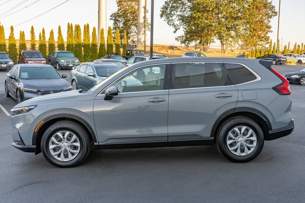2025 Honda CR-V LX photo 8