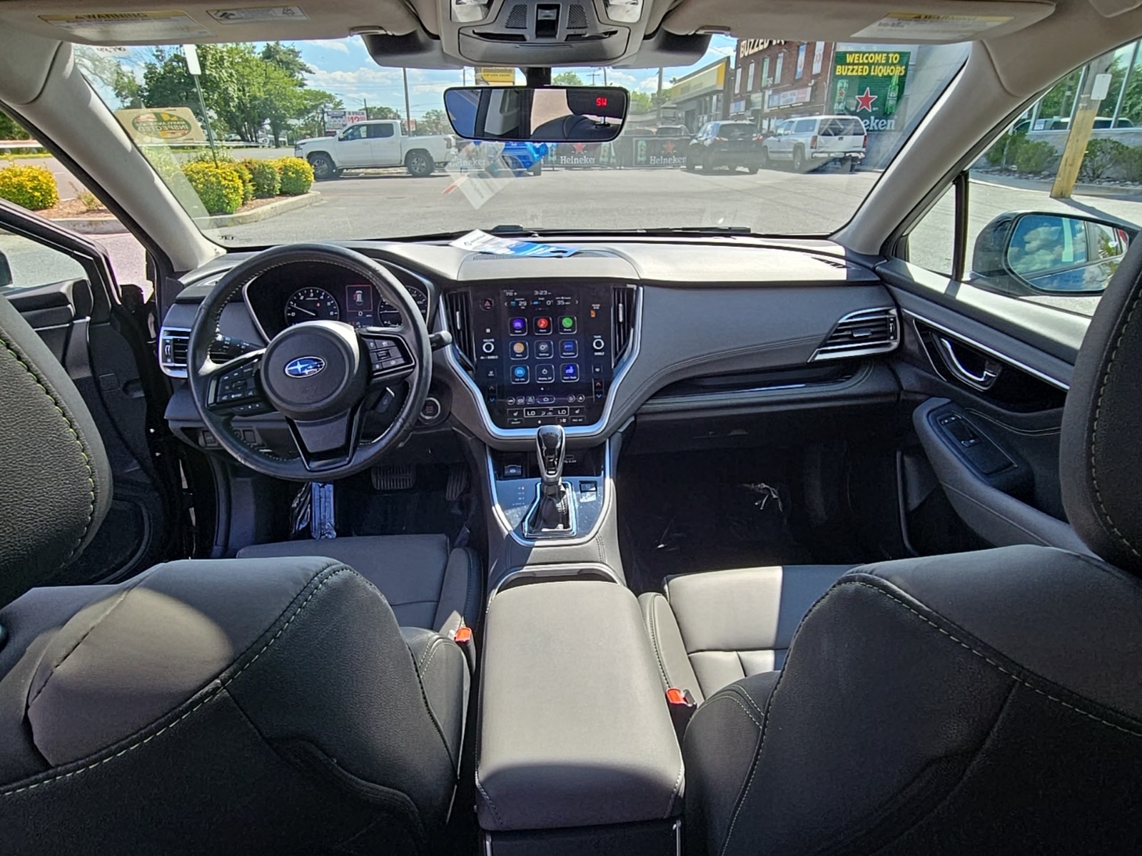 2024 Subaru Outback Onyx Edition XT photo 2