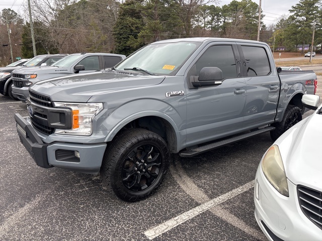 2020 Ford F-150 XLT's photo