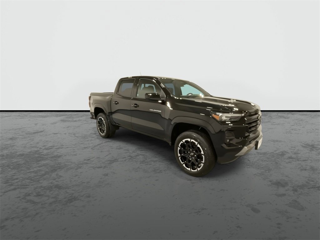 2026 Chevrolet Colorado Z71 photo 2