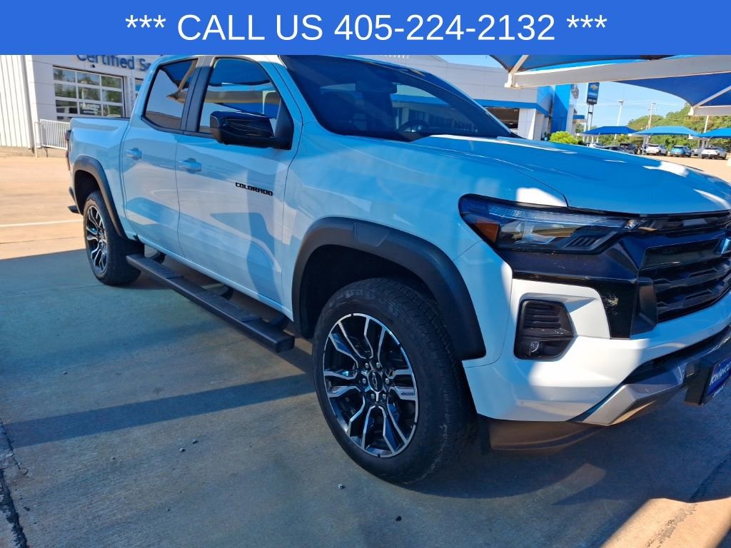 2024 Chevrolet Colorado Z71 photo 12