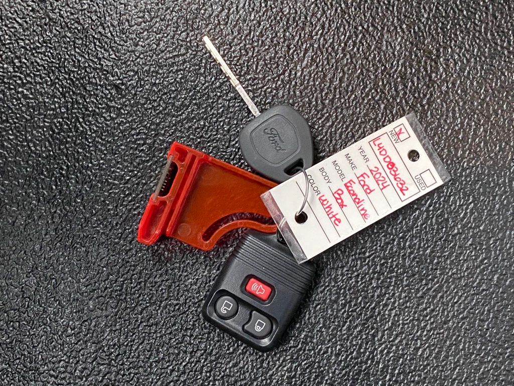 2024 Ford E-350 Base photo 39