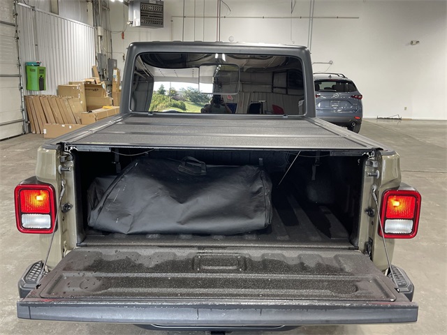 2020 Jeep Gladiator Sport photo 22