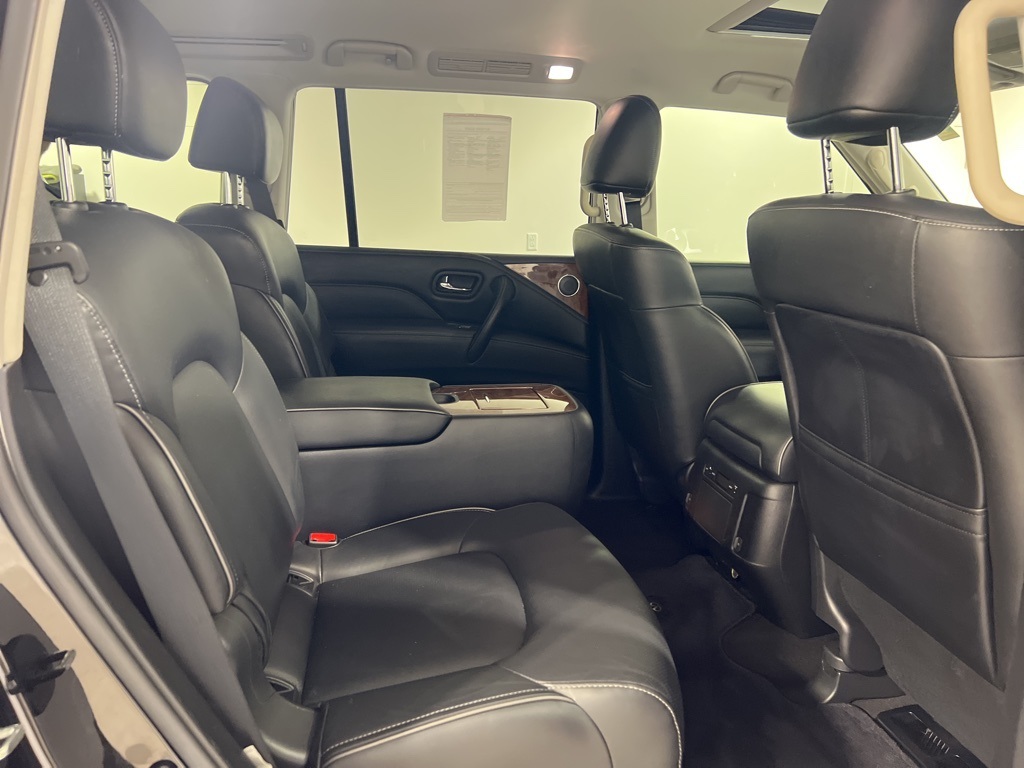 2019 Infiniti QX80 Luxe photo 26
