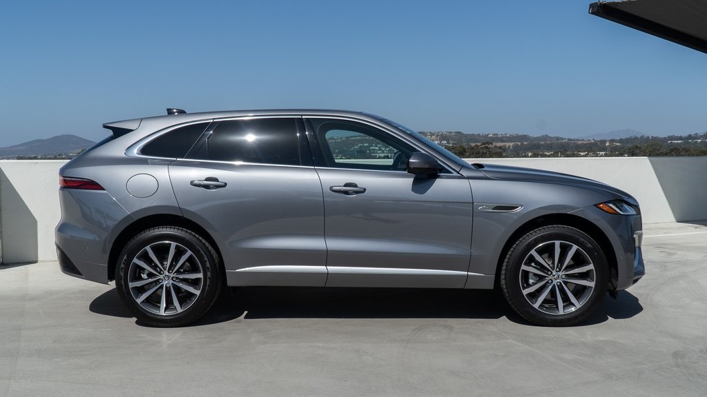 2025 Jaguar F-PACE P250 R-Dynamic S photo 6