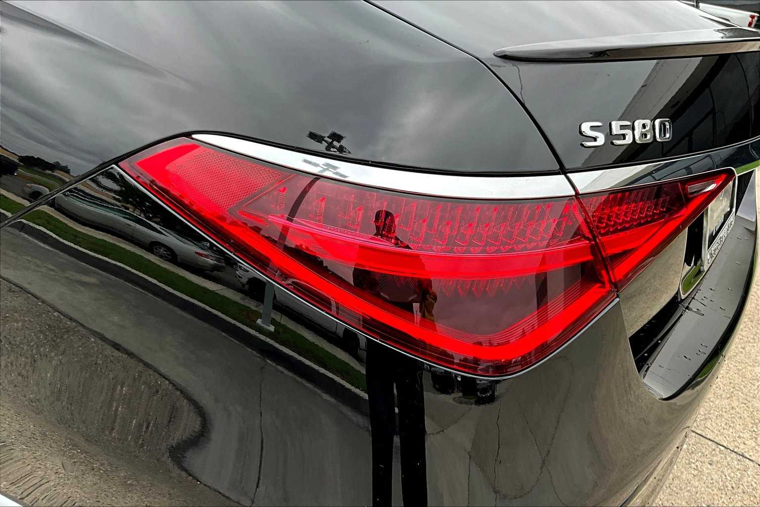 2022 Mercedes Benz S 580 4MATIC photo 26