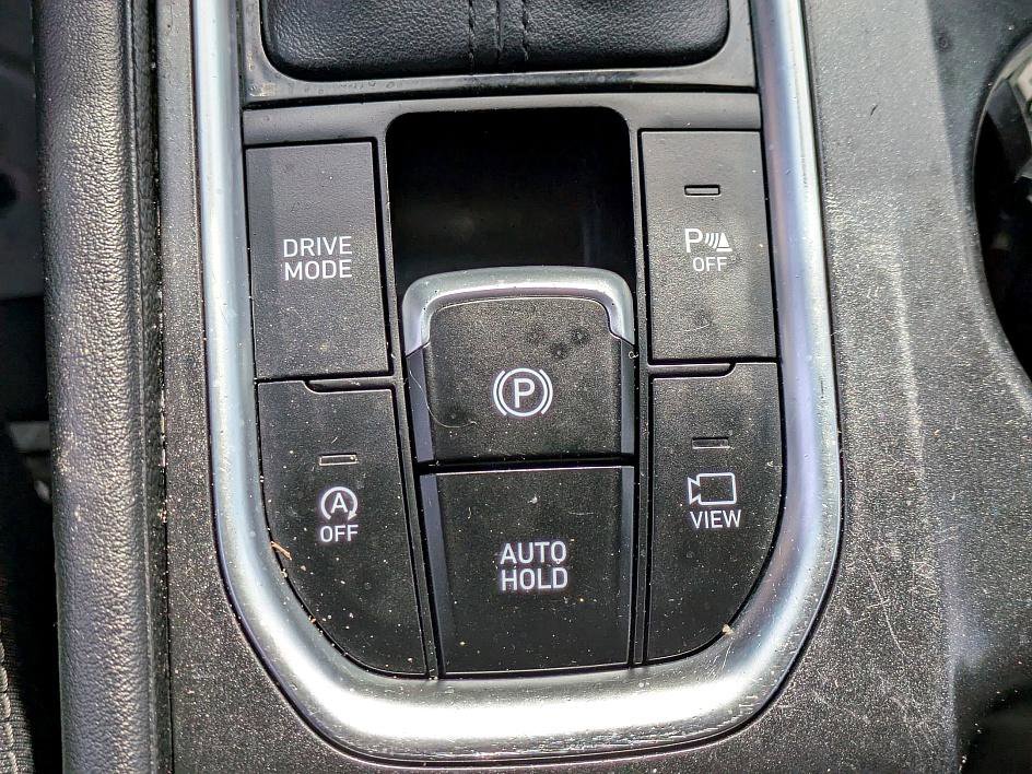 2020 Hyundai Santa Fe Limited photo 26