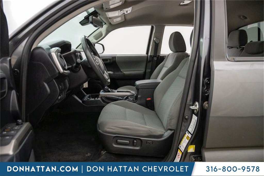 2020 Toyota Tacoma SR5 photo 4