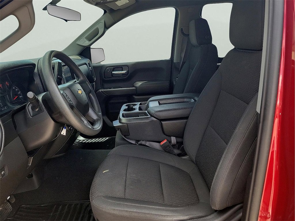 2021 Chevrolet Silverado 1500 Custom photo 13