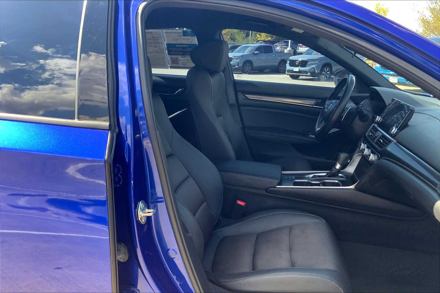 2020 Honda Accord Sport photo 8