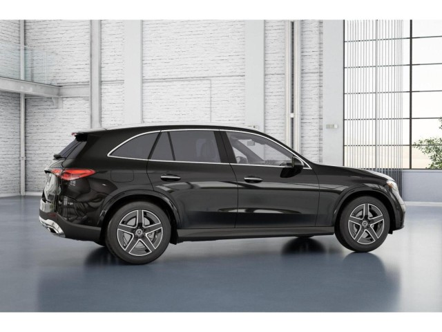 2026 Mercedes Benz GLC 300 photo 17