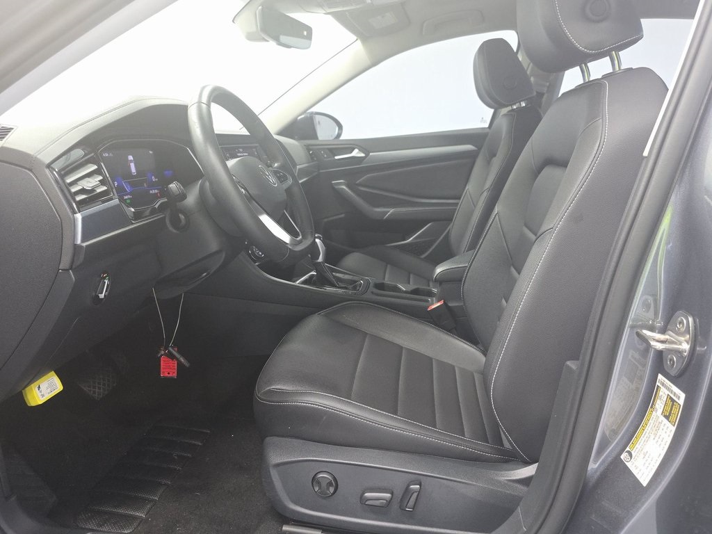 2022 Volkswagen Jetta 1.5T SE photo 3