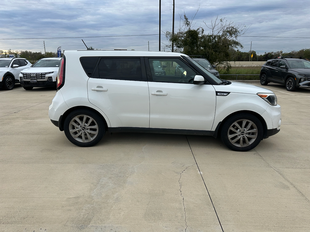 2018 Kia Soul Plus photo 2