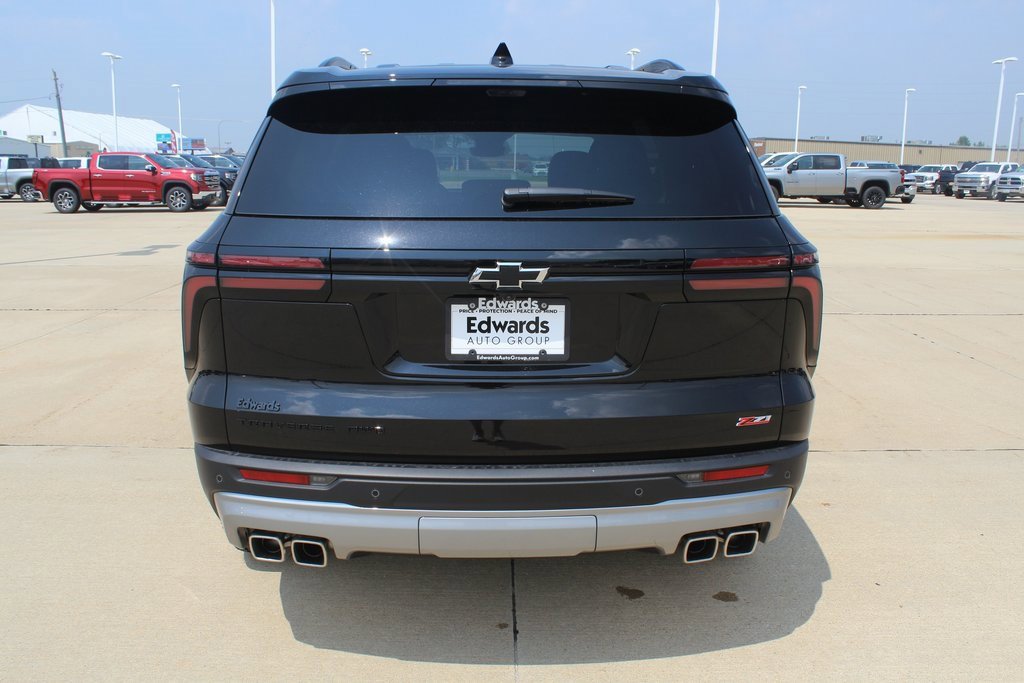 2025 Chevrolet Traverse Z71 photo 4
