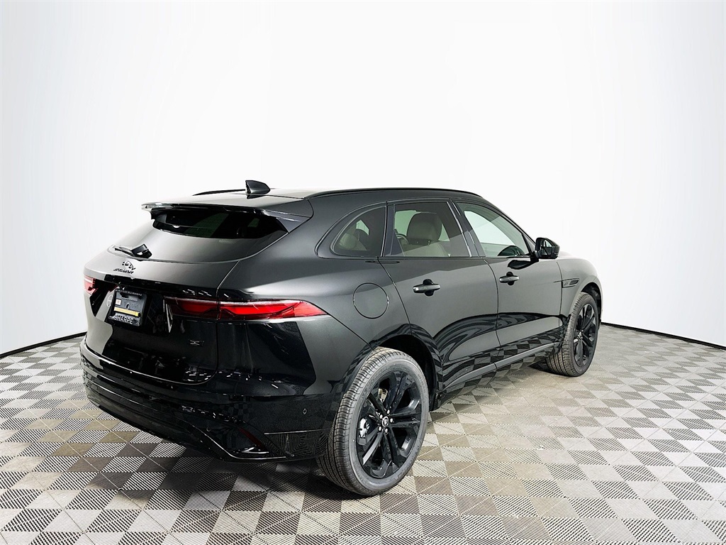 2026 Jaguar F-PACE P250 R-Dynamic S photo 5