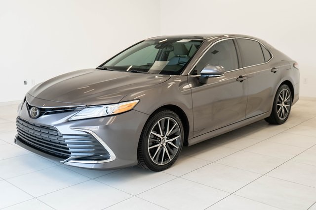 2023 Toyota Camry XLE photo 6
