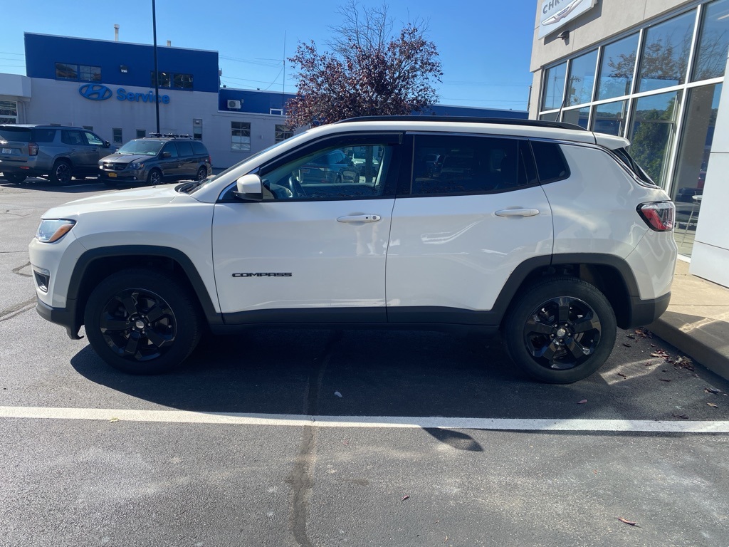 2020 Jeep Compass Latitude photo 4