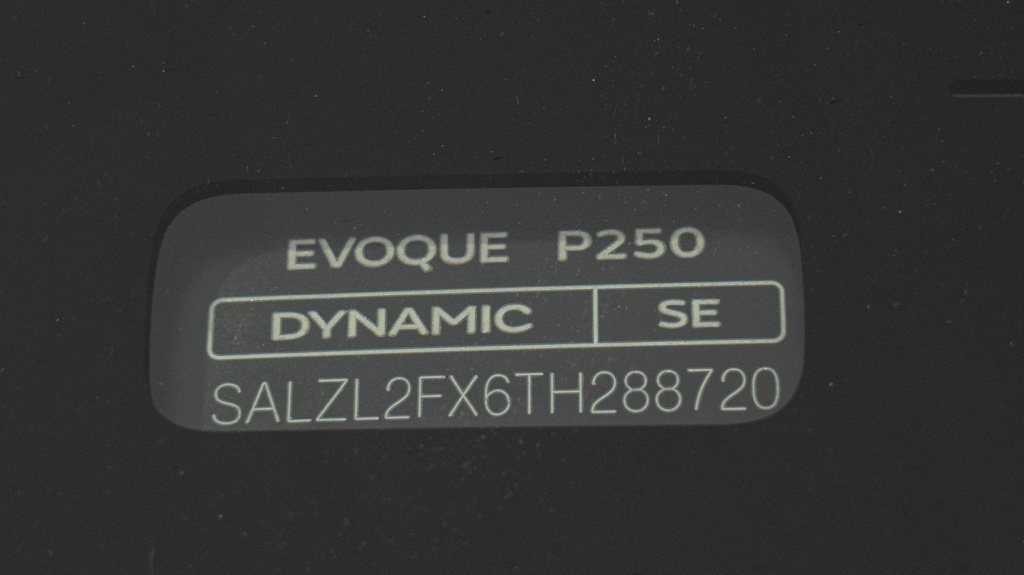 2026 Land Rover Range Rover Evoque Dynamic SE photo 18