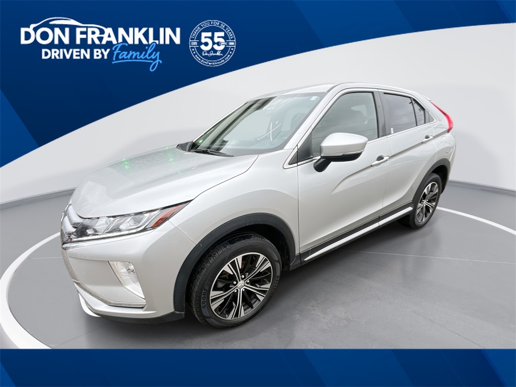 2020 Mitsubishi Eclipse Cross SE's photo