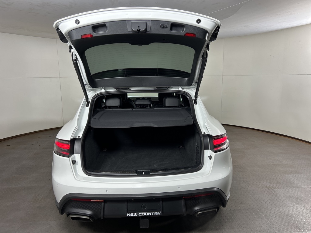 2025 Porsche Macan Base photo 33