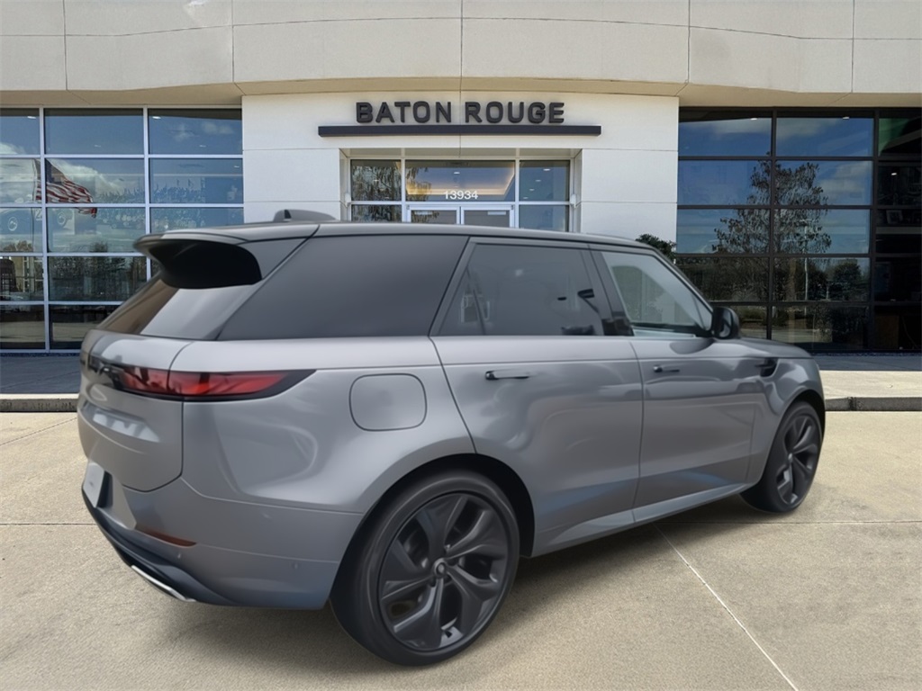 2024 Land Rover Range Rover Sport P400 Dynamic SE photo 3