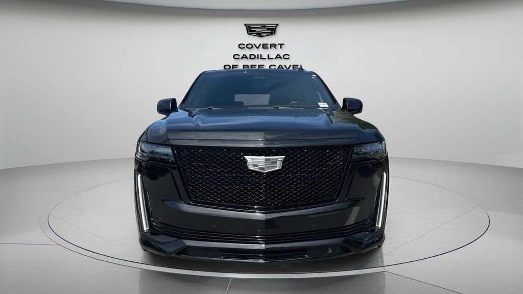 2023 Cadillac Escalade Sport photo 2