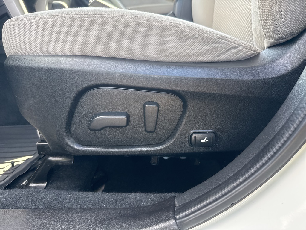 2017 Subaru Forester 2.5i Premium photo 13