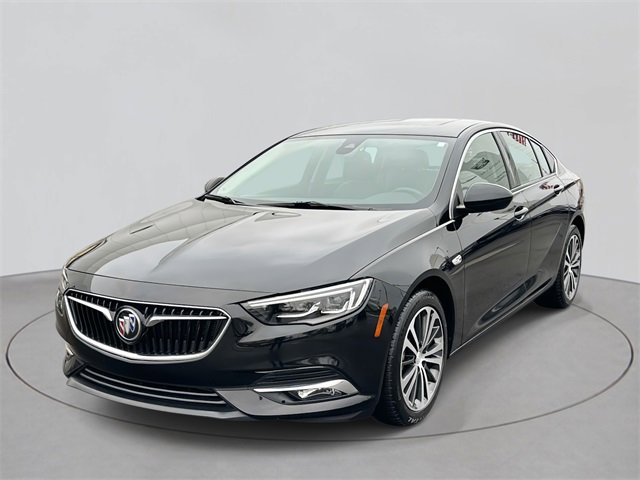 2019 Buick Regal Sportback Essence's photo