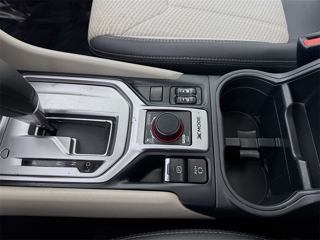 2020 Subaru Forester Premium photo 35