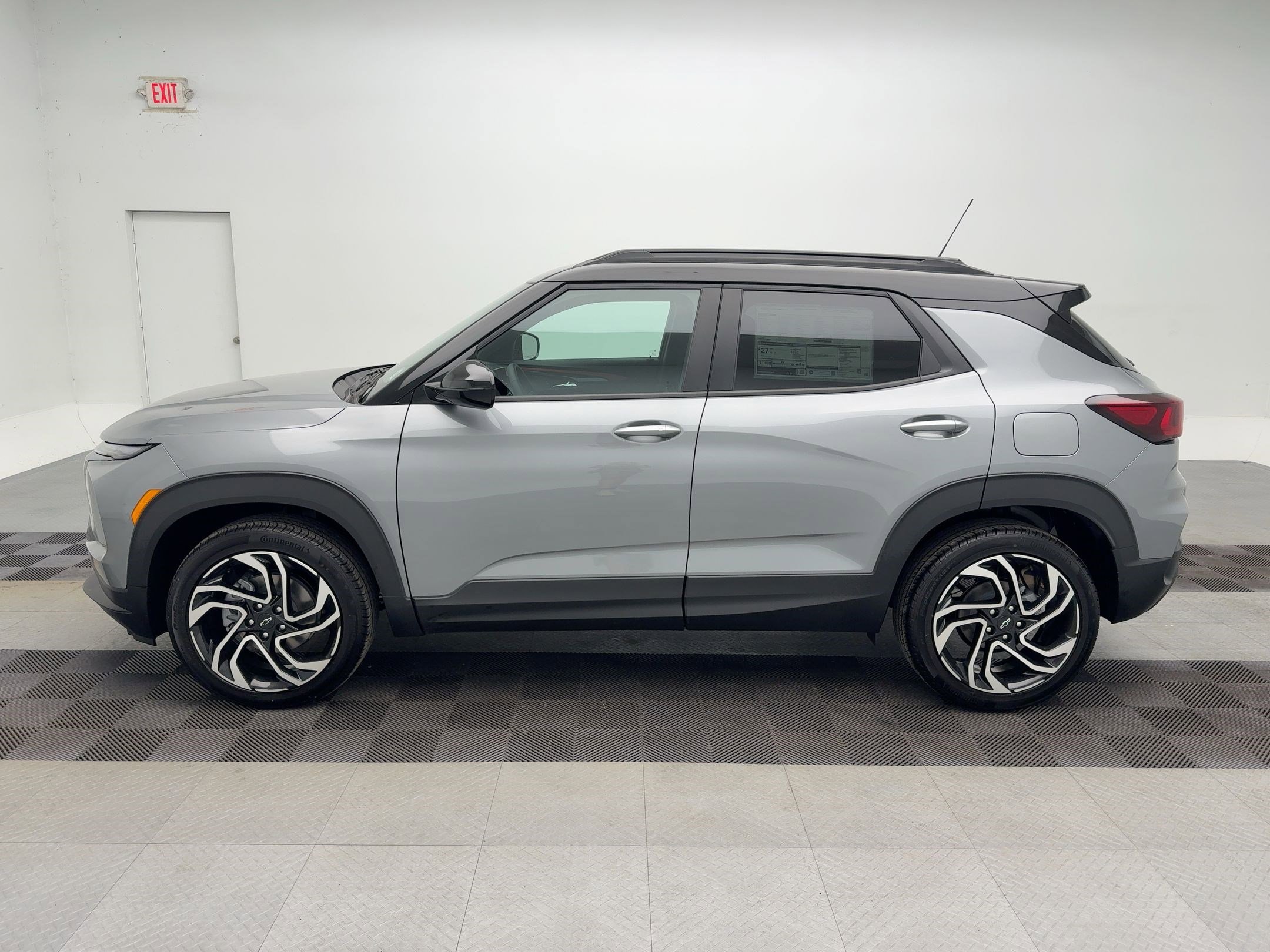 2026 Chevrolet Trailblazer RS photo 2