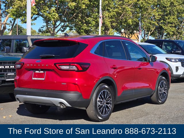 2025 Ford Escape Plug-In Hybrid photo 4