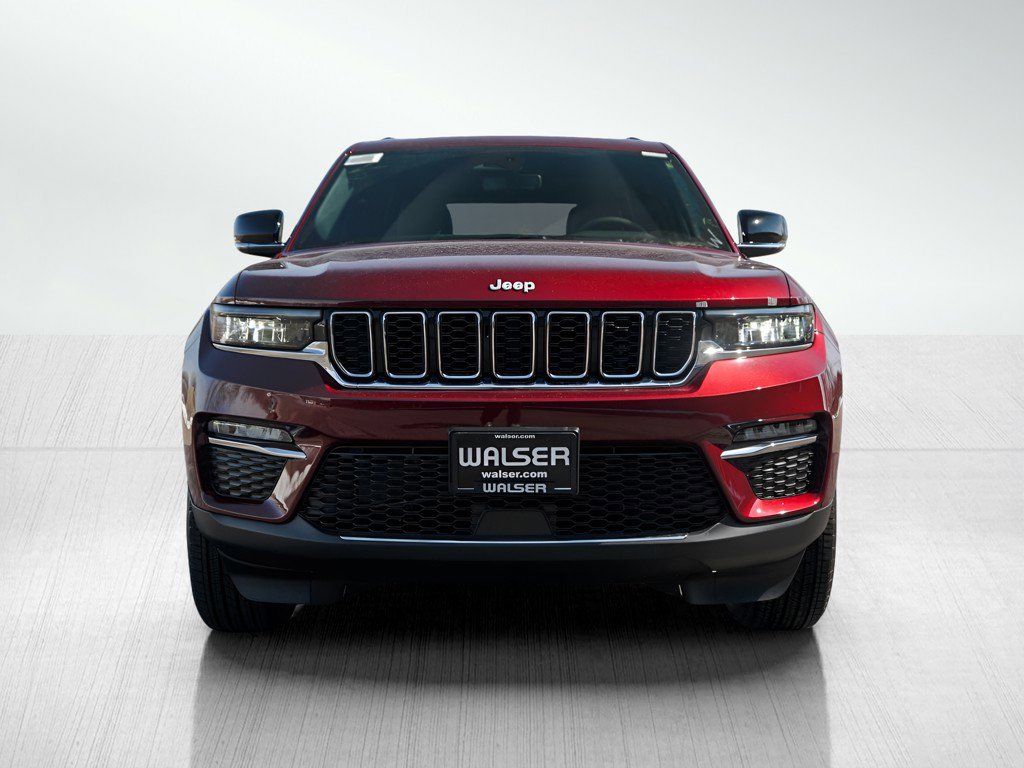 2025 Jeep Grand Cherokee Limited photo 2