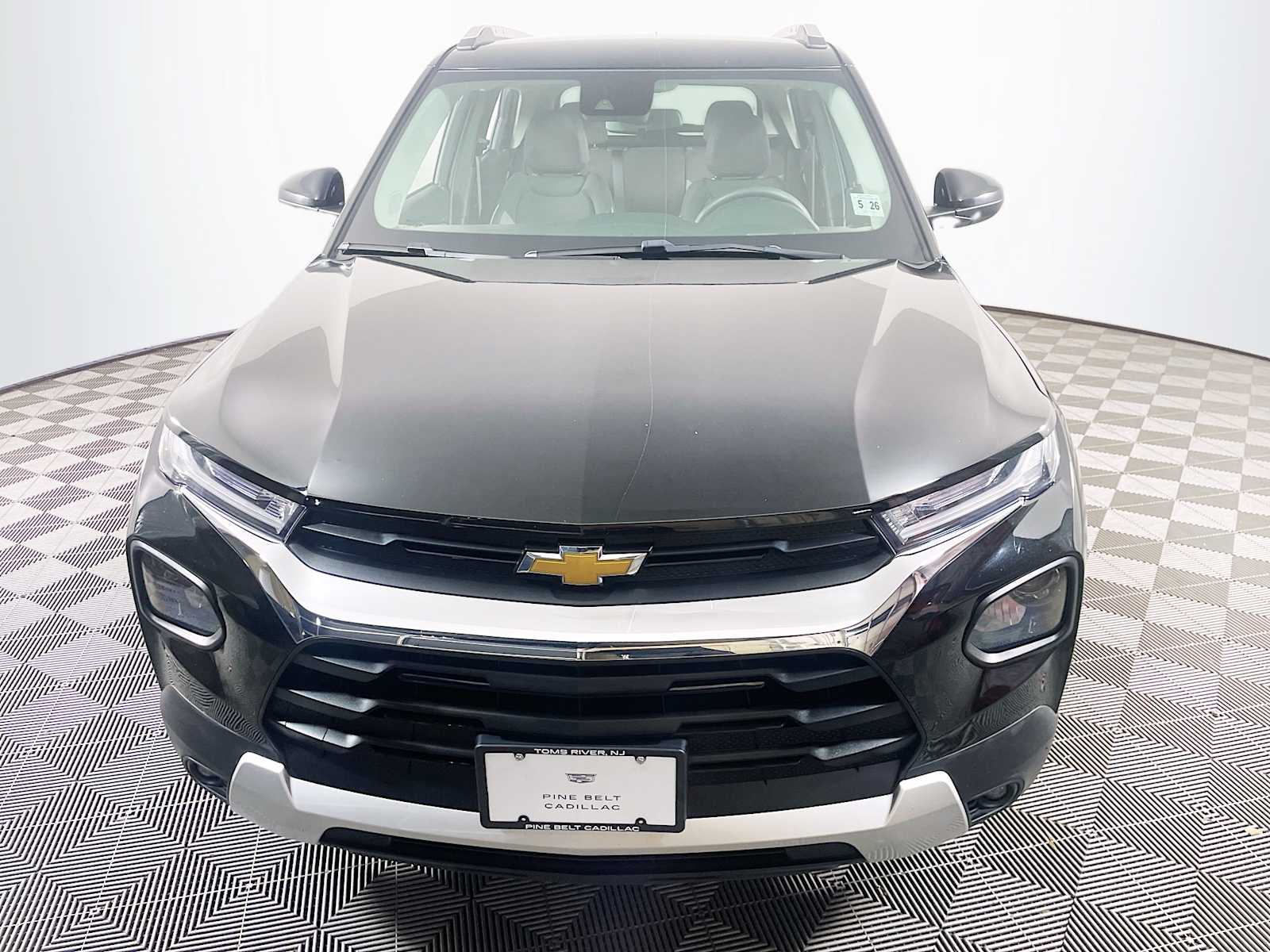 2021 Chevrolet Trailblazer LT photo 2