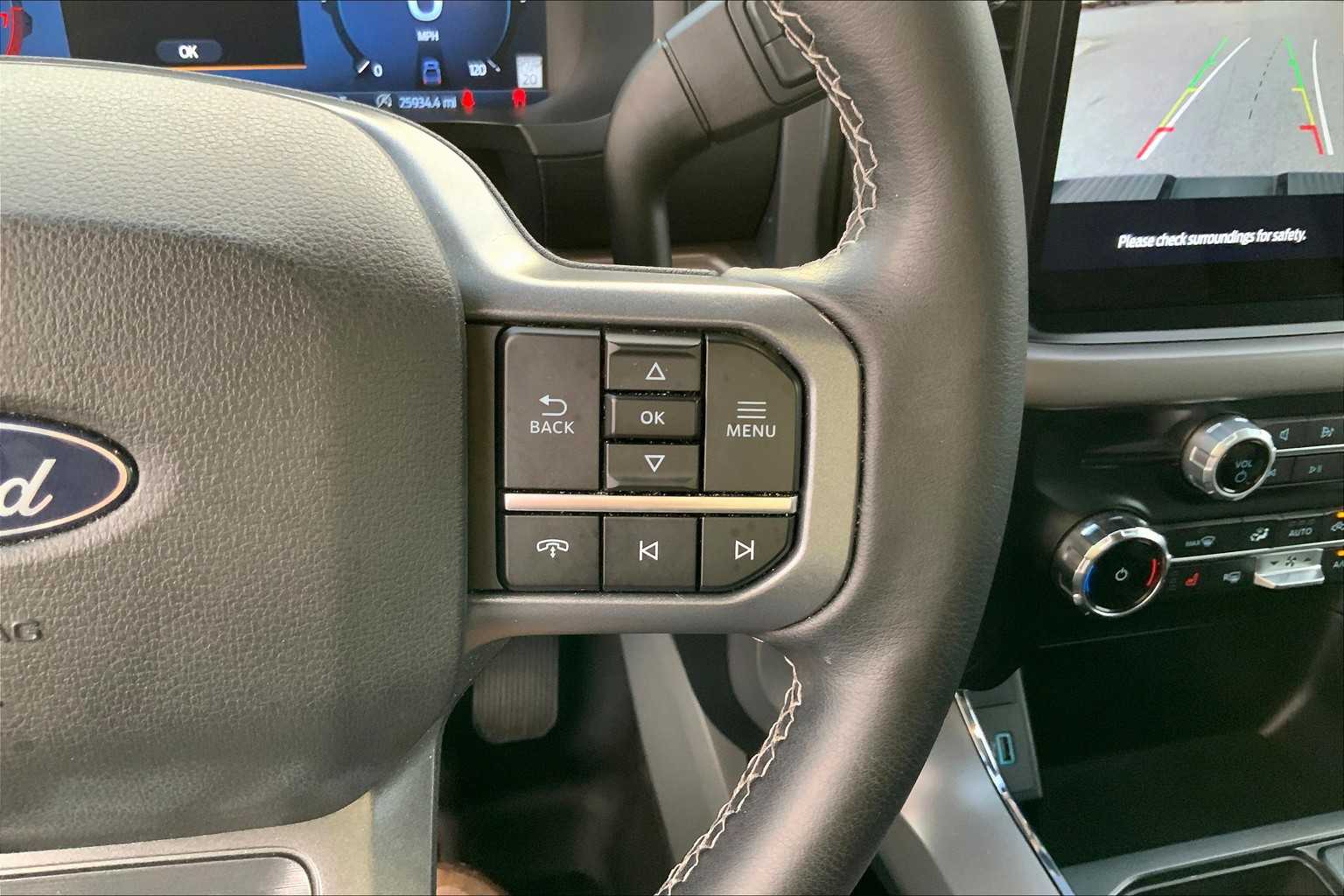 2024 Ford F-150 XLT photo 22