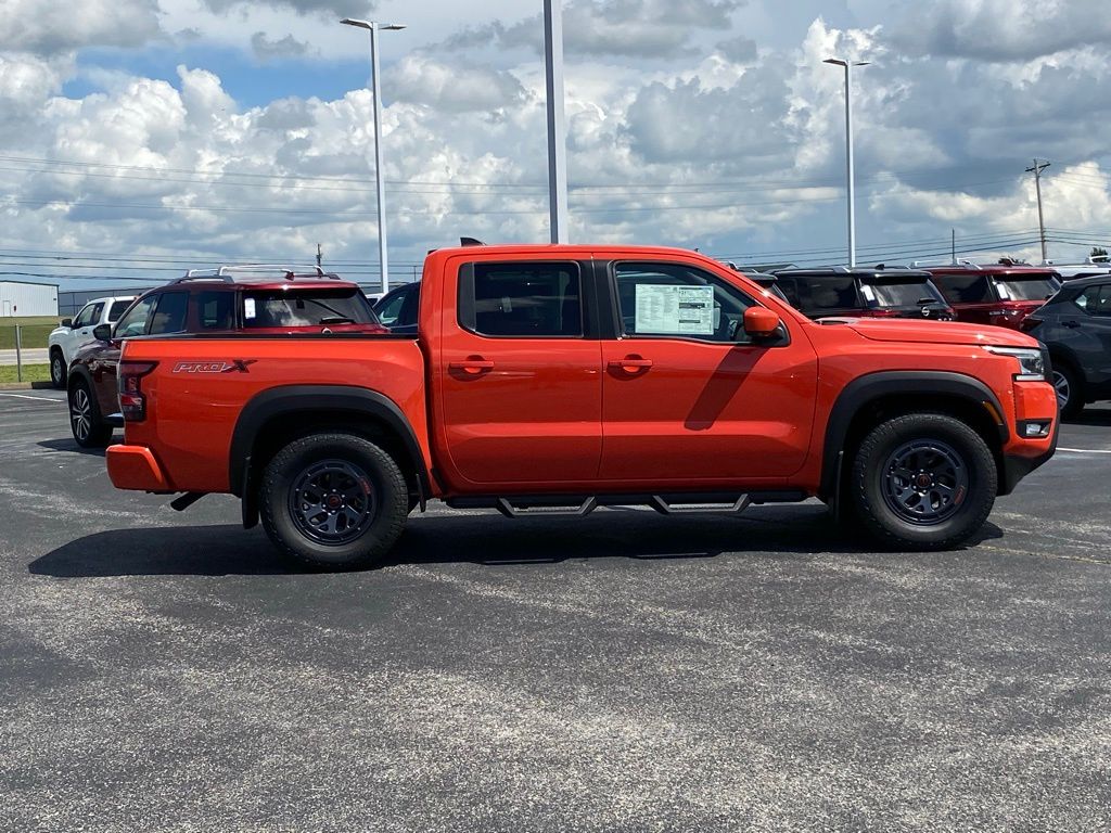 2025 Nissan Frontier PRO-X photo 3