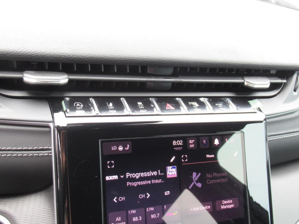 2025 Jeep Grand Cherokee Altitude photo 17