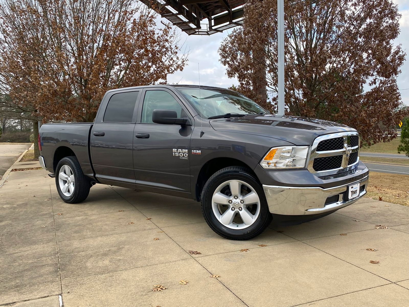 2023 RAM Ram 1500 Classic SLT's photo
