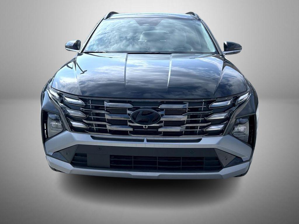 2025 Hyundai Tucson Limited photo 2
