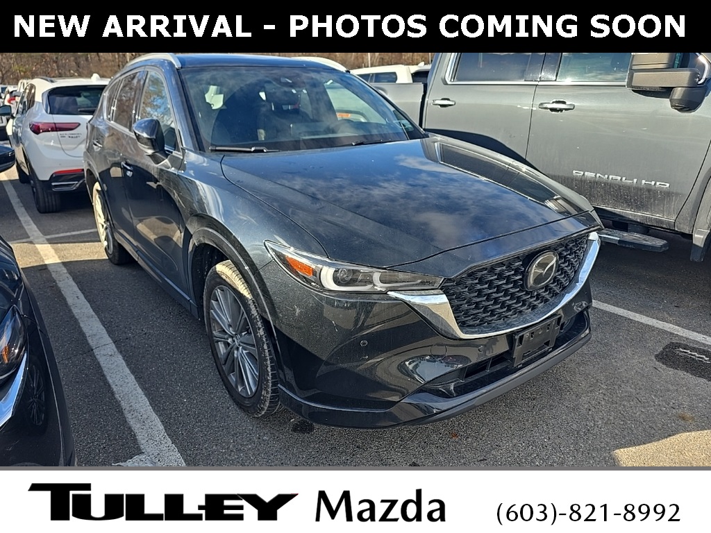 2023 Mazda CX-5 Signature's photo