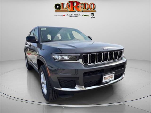 2025 Jeep Grand Cherokee L Laredo's photo