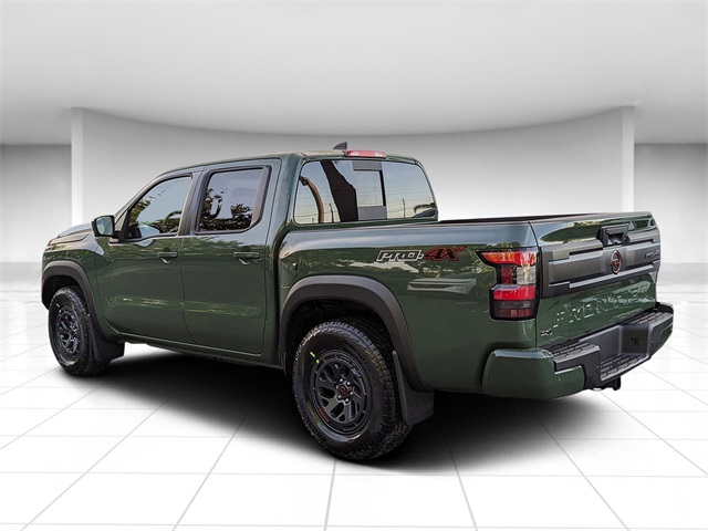 2025 Nissan Frontier PRO-4X photo 3