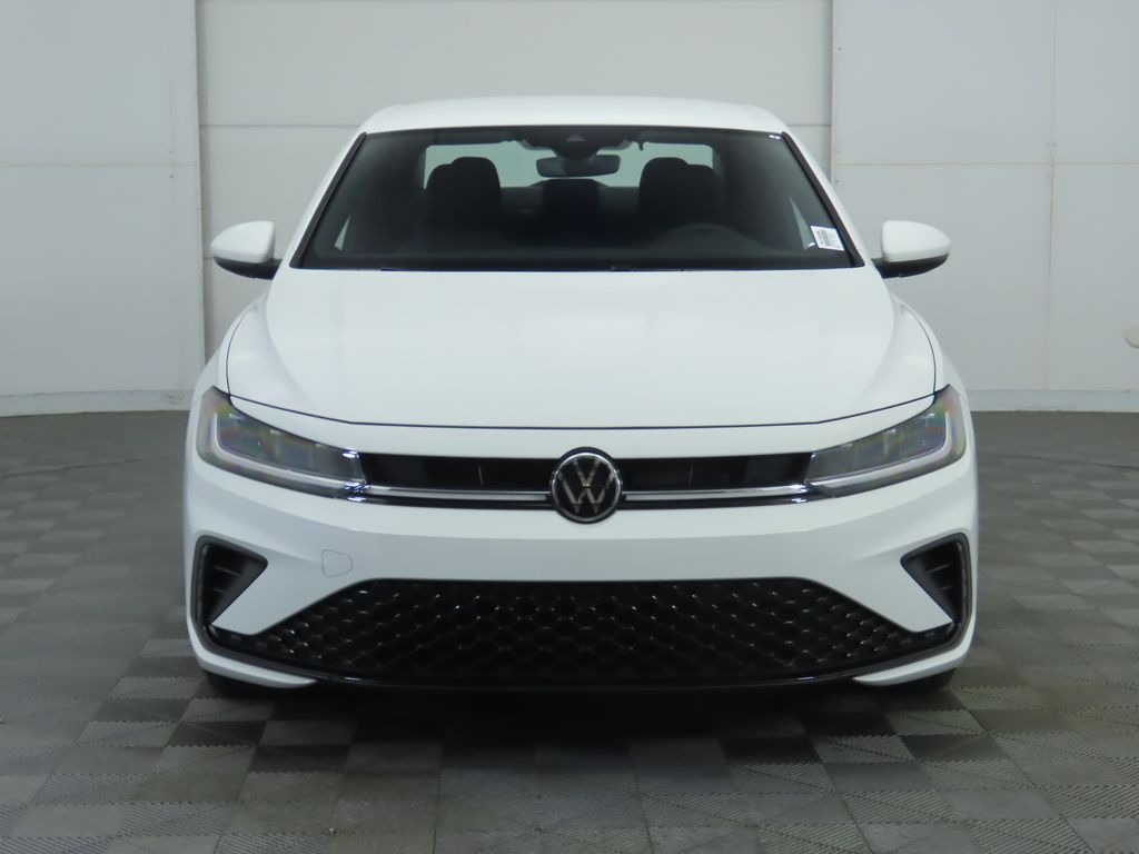 2026 Volkswagen Jetta 1.5T Sport photo 2