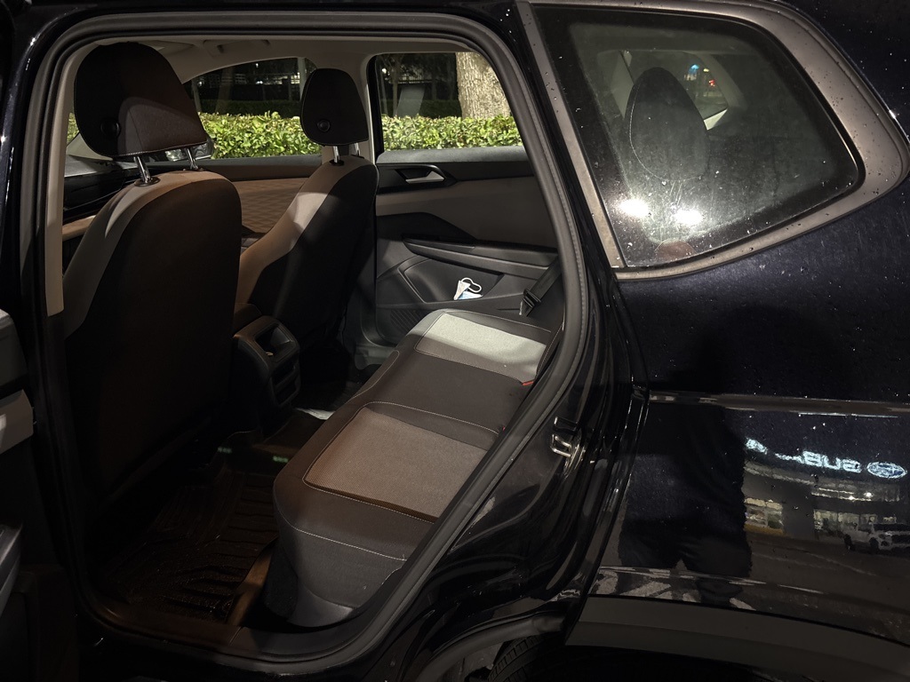 2023 Volkswagen Taos S photo 2