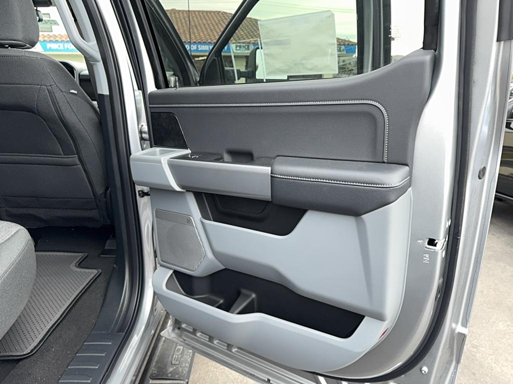 2024 Ford F-250 XLT photo 25