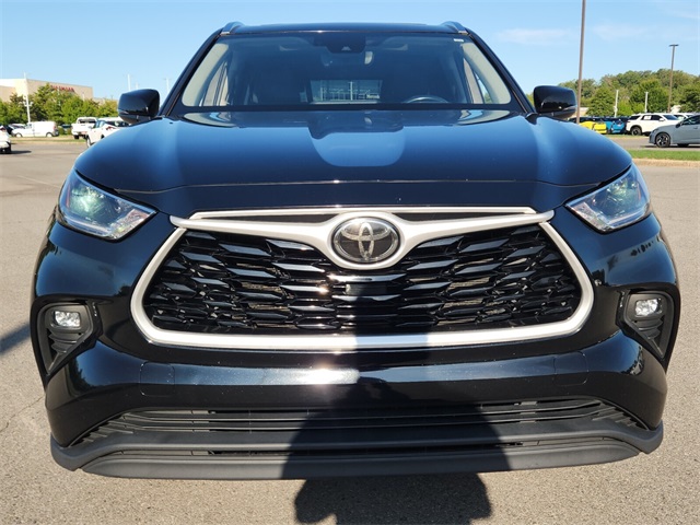 2021 Toyota Highlander XLE photo 8