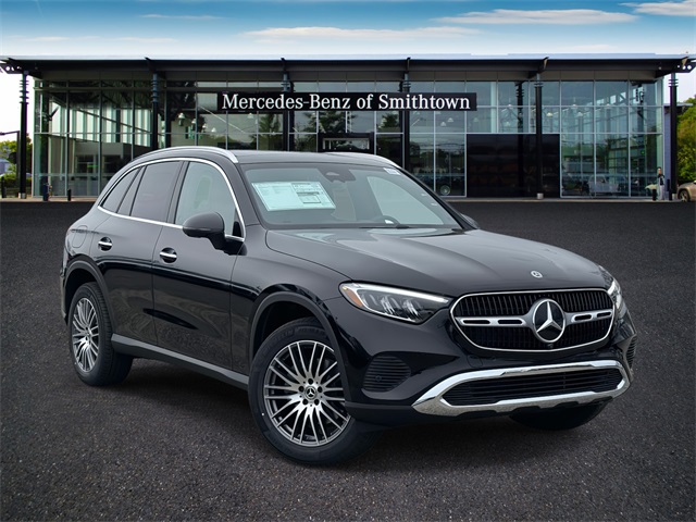 2026 Mercedes-Benz GLC Base's photo