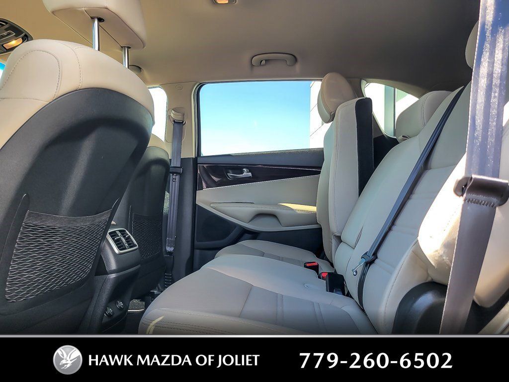 2020 KIA SORENTO - Image 10